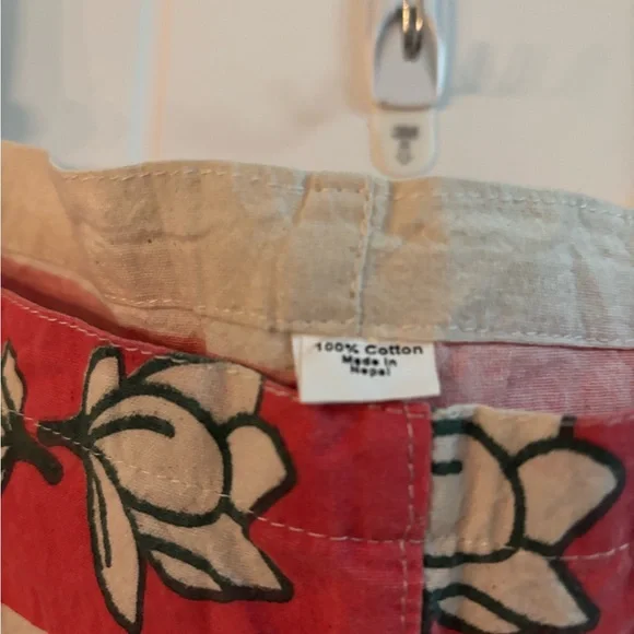 Magnolia Feed Sack Overalls - Picture 5 of 8